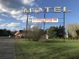 Pittsfield Motor Inn image 4